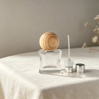 Flacon pulvérisateur de parfum en verre transparent à fond épais, flacon de parfum vide avec bouchon à bille, impression personnalisée du logo pour l'emballage de parfum