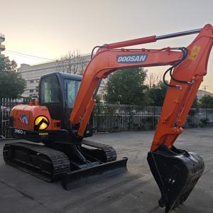 حفارة ذات عجلات Doosan ساعات منخفضة dx <span class=keywords><strong>60</strong></span> Dosan في حالة جيدة ، رخيصة الثمن ، للبيع - Product Image 1