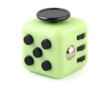 لعبة ترويجية لتخفيف التوتر والقلق، مكعب نرد دوار على شكل ماكارون، لعبة مكعب نرد دوار مربعة الشكل لتخفيف الضغط - Product Image 2