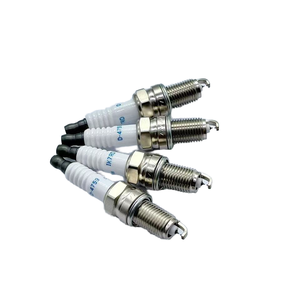 Bougie d'allumage à essence Iridium de vente directe d'usine d'origine 90048-51188 09482-00563 pour Baojun Sienta Rush - Product Image 3