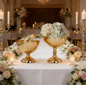 Centro de Mesa de Lujo con Soporte de Hierro para Flores, para Eventos, Hogar y Bodas en Hoteles - Decoraciones de Mesa Premium Profesionales - Product Image 1