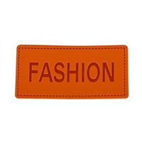 Étiquette personnalisée en cuir véritable avec logo en relief pour vêtements, jeans, vestes, chapeaux, accessoires de marque OEM
