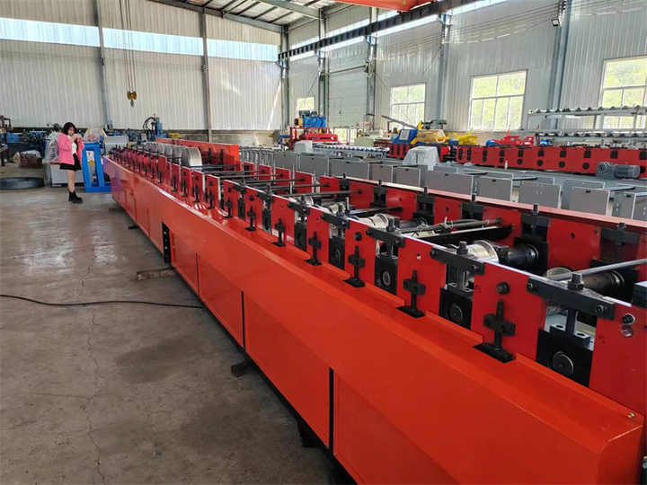 Gutter Downspout Pipe Roll Forming Machine Gutter Down Pipe Making Machine Steel Downspout Gutter and Elbow Machinery