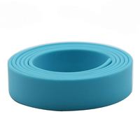 Muker 2026 Correa de Lujo Personalizada de PET PVC Recubierto, Ecológica, Duradera, Impermeable, con Patrón Sólido y Remaches, Correa Pequeña