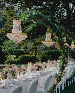 Vendita calda 8 piedi di altezza in metallo nero mezza mezzaluna luna semicerchio lampadario sfondo espositore per decorazione di nozze festa - Product Image 6