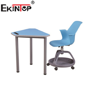 Chaise de formation pliable contemporaine en plastique avec table intégrée pour salles de classe, salles de formation ou amphithéâtres universitaires - Product Image 5