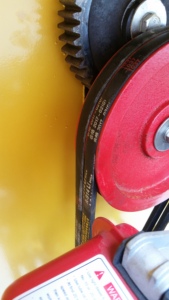 Mezcladora de Concreto Automática Diésel MAXMACH, 178FS, Soporte de Polea para Tambor de Alta Calidad y Eficiencia, Amarillo, 30 RPM - Product Image 3