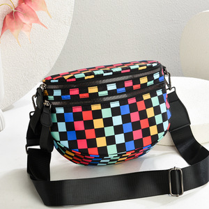 Borsa a <span class=keywords><strong>Tracolla</strong></span> Invernale da <span class=keywords><strong>Donna</strong></span> con Motivo Babbo Natale, Impermeabile in Poliestere, <span class=keywords><strong>Marsupio</strong></span> Portatile Monocolore - Product Image 6