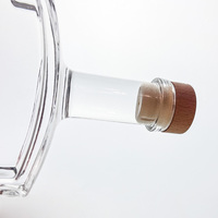 Bouteille en verre vide de 750 ml en forme de bouclier avec bouchon, carafe de luxe pour brandy, cognac, whisky, gin, vodka, contenant en verre élégant