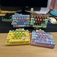 Breloque de clavier transfrontalière anti-stress style macaron, 26 touches en silicone et ABS, design dessin animé, touches sonores claires, porte-clés parfait