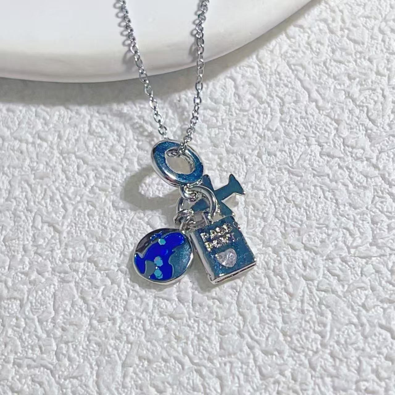 Bleu