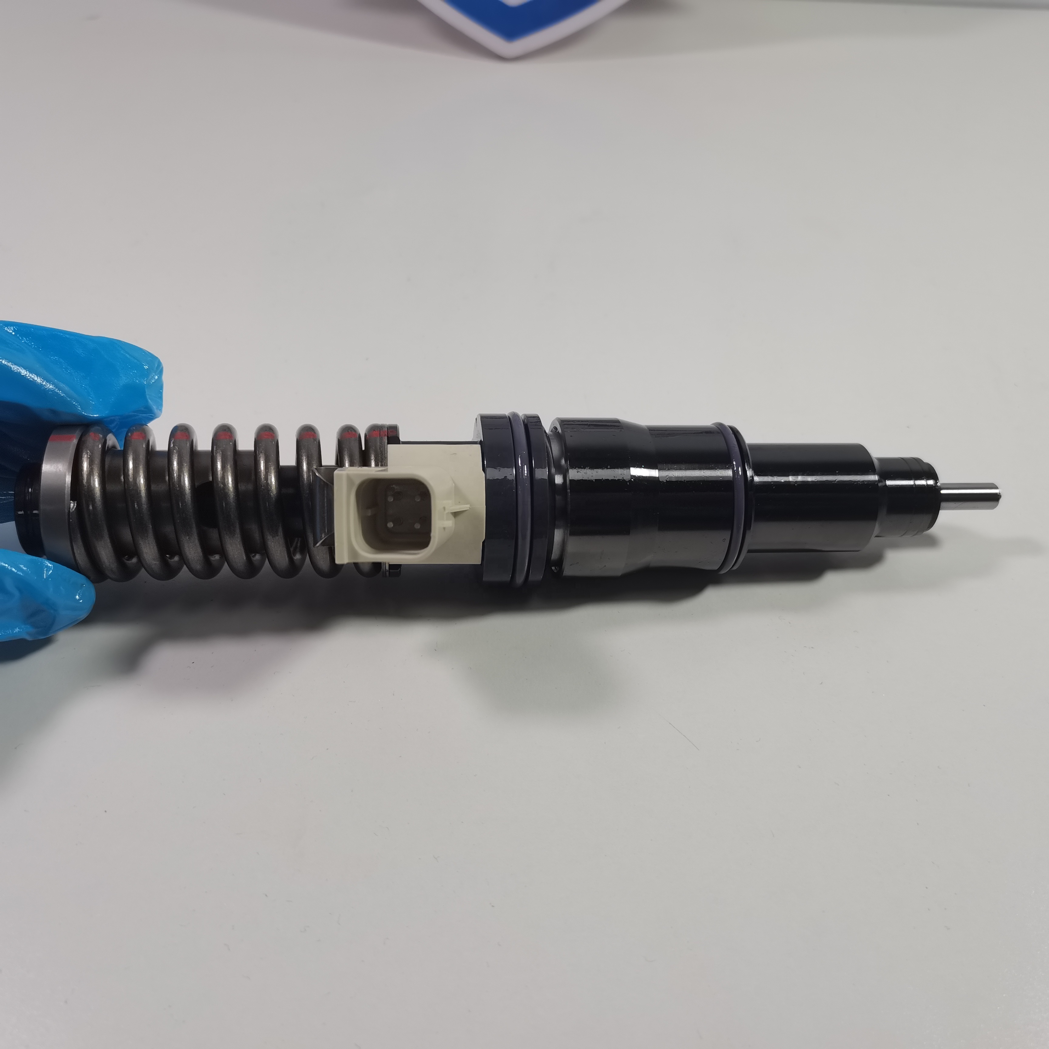 High Quality New Diesel Injector 21340611 Fuel Injector for Delphi Engine Auto Parts