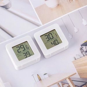 เครื่องวัดอุณหภูมิแบบดิจิตอล ไฮโกรมิเตอร์ ความละเอียด 0.1C สำหรับตรวจสอบอุณหภูมิในห้องเด็ก ใช้ภายในอาคาร - Product Image 1