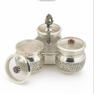 Boîte de service traditionnelle en argent 925 à 3 compartiments pour fruits secs et collations, idéale pour offrir en cadeau et pour la décoration de la maison - Product Image 1