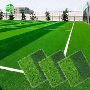 Gazon synthétique vert de qualité supérieure à haute densité pour le football, durabilité de plus de <span class=keywords><strong>10</strong></span> ans, 50 mm, imperméable, ignifuge, rouleau de gazon d'extérieur - Product Image 1