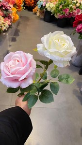 باقات زهور من الورود الصناعية الحريرية هدية عيد الحب باقة زهور بملمس واقعي من البشرة الزهرية لتزيين حفلات الزفاف للبيع بالجملة - Product Image 2