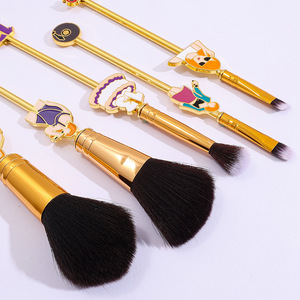 5 uds <span class=keywords><strong>Taylor</strong></span> Modeling <span class=keywords><strong>Swift</strong></span> modelado pincel de maquillaje mango de Metal dorado juego de pinceles de maquillaje regalos de celebridades - Product Image 3