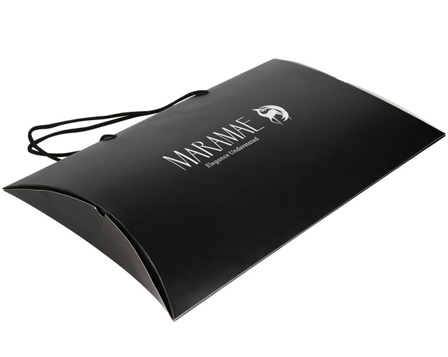 Professional Luxury Custom Black Cosmetic Wig Packaging Box with UV Coating Recyclable Rigid Paper Pillow Box and Handle