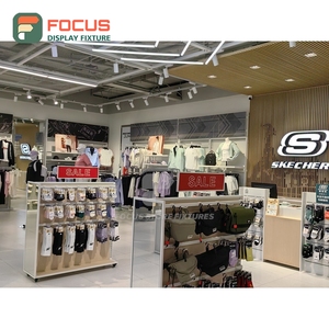 Muebles Metálicos con Recubrimiento en Polvo para Interiores de Tiendas, Personalizados para Vendedores y Boutiques - Product Image 1