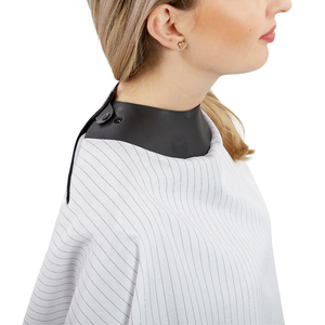 Cape de coiffeur personnalisée avec logo en néoprène pour salon de coiffure à fines rayures - Product Image 5