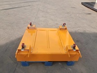 Plateforme de travail pour chariot élévateur NK30 avec grille de sécurité, porte d'accès et poches pour fourches, pour opérations de maintenance en hauteur