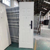 Portes en bois massif: naturelles, durables et intemporelles-fabriquées avec du bois dur de qualité supérieure, des surfaces lisses