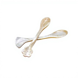 Cuillère en nacre en forme de fleur et de éventail, à long manche, finition miroir, vaisselle de mariage créative - Product Image 5