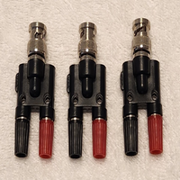 Adaptateur de connexion BNC mâle (3) vers deux prises banane doubles 4 mm OEM / ODM