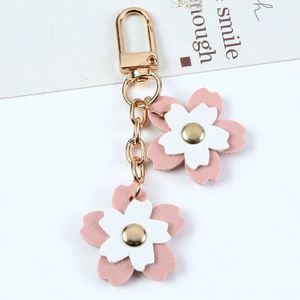 Exquisite Flower Decorative Keychain Pendant Stylish Pu Leather <b>Bag</b> <b>Charm</b> - Product Image 2