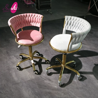 Chaise pivotante confortable de haute qualité pour salon de manucure avec roulettes, base à cinq pieds plaquée or, tabourets de salon en flanelle