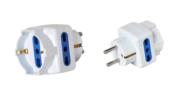 Italian Adapter,schuko Plug, 2 Pcs10/16A Socket + 1 Pc Schuko Sockets