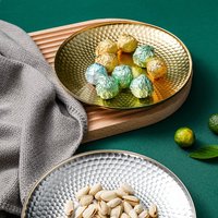 Vente en gros d'assiettes de présentation en or Assiettes martelées en acier inoxydable de qualité alimentaire argentée pour mariage et restaurant