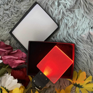 Llavero personalizado con grabado láser 3d para niños, diseño <span class=keywords><strong>de</strong></span> corazón acrílico Led, Bolsa Escolar, llavero, portallaves, regalo para niños - Product Image 3