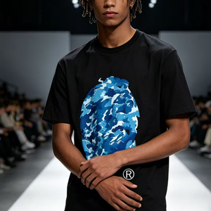 เสื้อยืดสไตล์ครีเอทีฟสำหรับคนเมือง พิมพ์ลายกราฟิกโดดเด่น ดีไซน์ทันสมัย เหมาะสำหรับโอกาสสบายๆ และโอกาสสร้างสรรค์ - Product Image 3