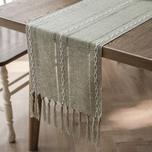 Nappe de gros Summer <span class=keywords><strong>Anne</strong></span>'s Simple Floral brodé avec pompon pour la maison ou l'hôtel Chemin de table - Product Image 2
