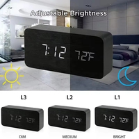 Jam Alarm Digital LED kayu, proyeksi gerakan elektronik dengan tampilan suhu untuk dekorasi meja kamar tidur