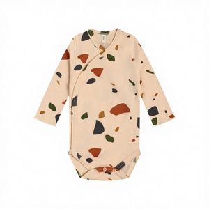 Mono de bebé personalizado al por mayor del fabricante, pelele de manga larga con botones para niños y niñas, de verano, tejido con estampado por transferencia térmica - Product Image 3