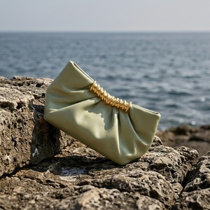 Pochette de soirée haut de gamme plissée en PU et polyester, style nuage, vintage <span class=keywords><strong>français</strong></span>, personnalisable, polyvalente, sac <span class=keywords><strong>à</strong></span> main et bandoulière pour femme - Product Image 4