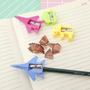 <span class=keywords><strong>Taille</strong></span>-<span class=keywords><strong>crayon</strong></span> mécanique portable en plastique, motif dessin animé mignon, 44x60mm, pour enfants, décoration <span class=keywords><strong>de</strong></span> <span class=keywords><strong>table</strong></span>, vente en gros usine - Product Image 3