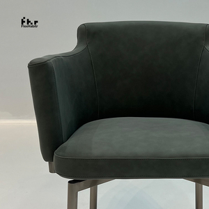 Fauteuil de salle à manger moderne en similicuir vert foncé avec accoudoirs cousus et base en métal brossé pour hôtel et restaurant - Product Image 4