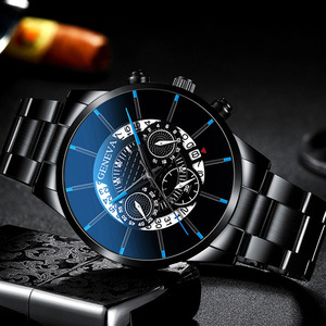 <span class=keywords><strong>Montre</strong></span> <span class=keywords><strong>à</strong></span> quartz pour <span class=keywords><strong>homme</strong></span>, bracelet en alliage, style décontracté chic, calendrier, design ajouré, non-mécanique, pour le commerce transfrontalier - Product Image 1