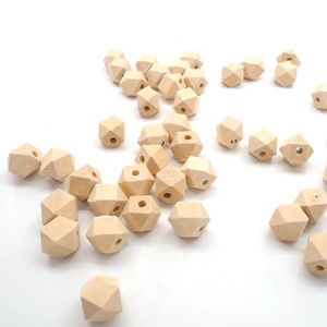ลูกปัดไม้เมเปิลรูปหกเหลี่ยมขนาด 12 มม. เป็นมิตรกับสิ่งแวดล้อม สำหรับงาน DIY เครื่องประดับ - Product Image 1