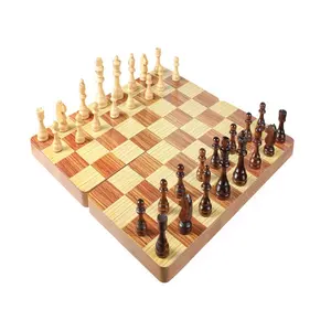 卸売チェスゲームおもちゃ木製テーブルチェスボードポータブル折りたたみチェスセット