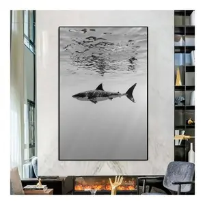 ديكور منزلي مودرن، لوحات وحيوان قرش أبيض وأسود، لوحات مطبوعة، صورة جدارية، لوحات تعلق - Product Image 1