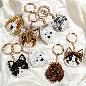 Accessoires de sac de style bohème fabriqués à la main breloques de sac perlées pour chat et <span class=keywords><strong>chien</strong></span> commandes en gros et personnalisées choix de cadeau de vacances parfait - Product Image 1
