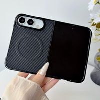 Étui de téléphone magnétique antichoc à texture fibre de carbone pour iPhone 18 Duo iPhone Ultra Duo Fold