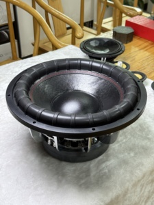 Altavoz de 15 Pulgadas de Tres Vías, Material de Goma Reforzado y de Alta Resistencia, Resistente a Grietas, OEM/ODM - Product Image 1