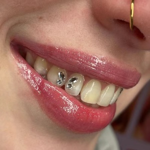 Best Price Tooth Gem Kit Crystal Gems Light Cure Professional Tooth Gem Adhesive Kit Teeth Whitening - Product Image 2