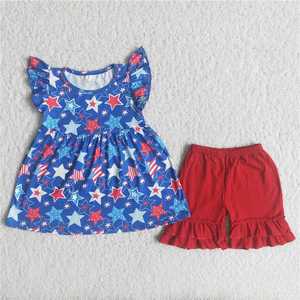 Ropa para niñas pequeñas, vestido de retazos con rayas rojas y estrellas azules, conjunto de pantalones cortos rojos con triple volante a juego - Product Image 2