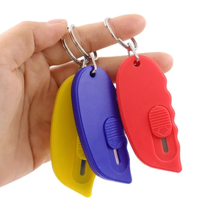 Apribottiglie/Aprilettere Portatile in Plastica con Logo Personalizzato, Mini Taglierino per Scatole con Portachiavi, Strumento Fai-da-te Elegante - Product Image 5